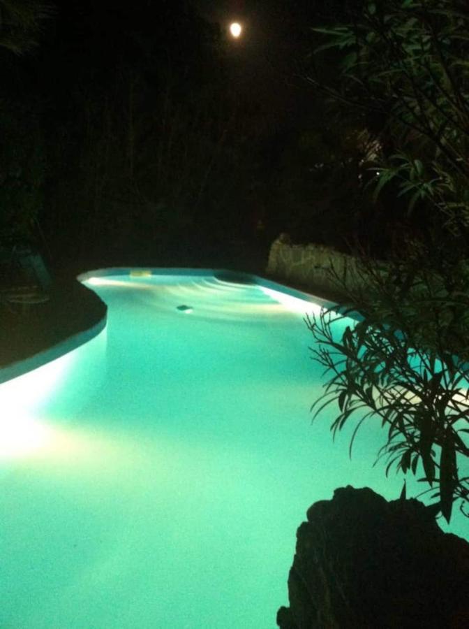 Cortijo Paraiso Charcon Higuera المظهر الخارجي الصورة