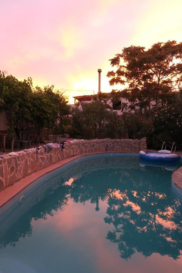 Cortijo Paraiso Charcon Higuera المظهر الخارجي الصورة